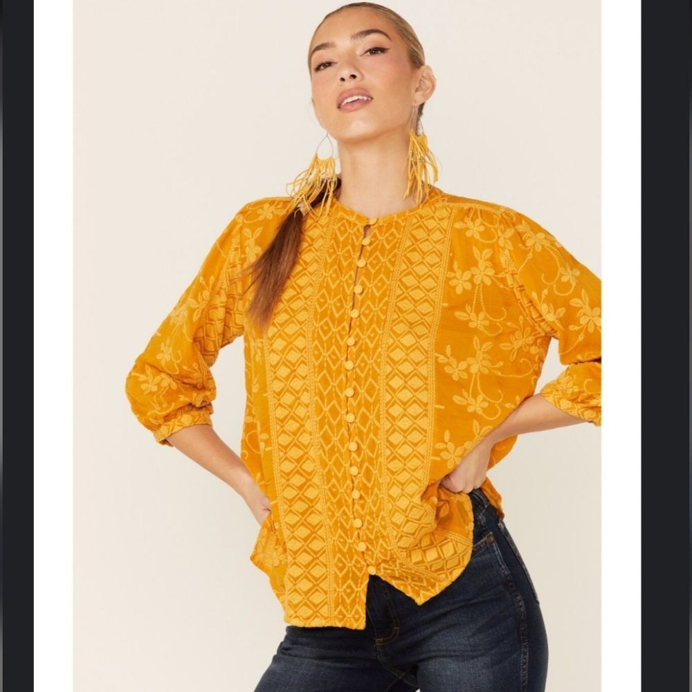 Johnny Was Ciaga Phoebe Yellow Embroidered Boho Floral Button Down Blouse Size M